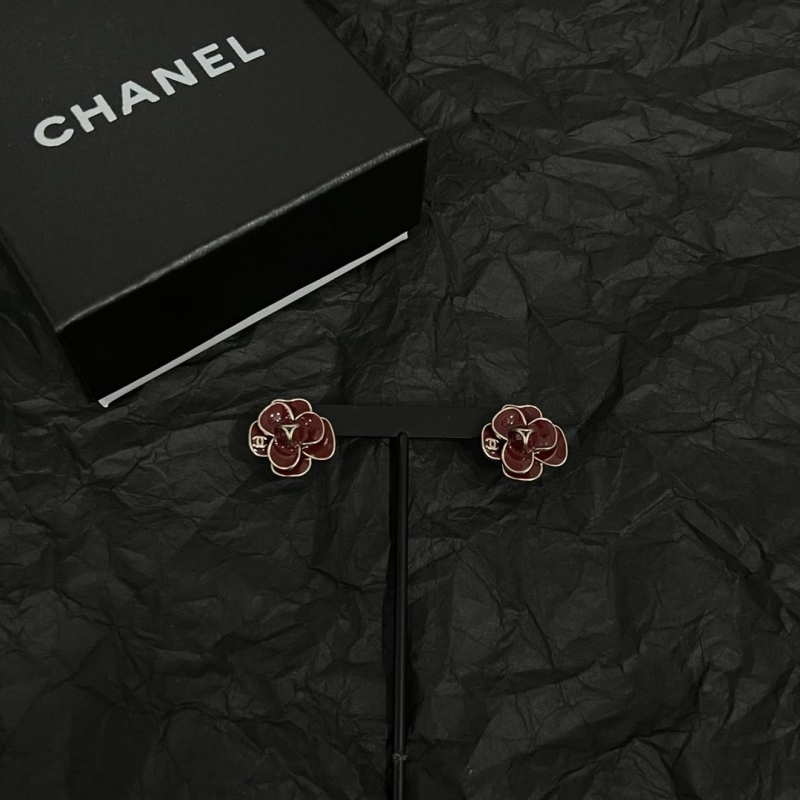Ch**el earrings